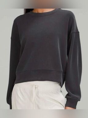 lululemon softstream perfectly oversized cropped crew size 10 - black/charcoal